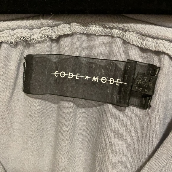 cute blue cinched shoulder top - Picture 3 of 4